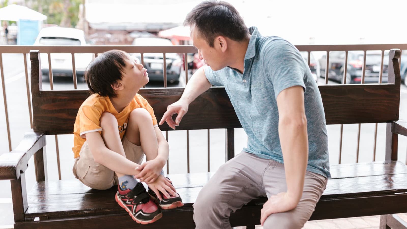 Gewaltfreie Kommunikation mit Kindern: Die 4 Schritte für den Familienalltag